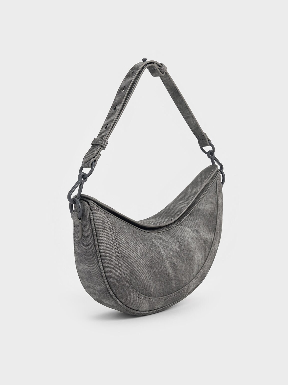 Bolso saddle asimétrico de denim, Gris oscuro, hi-res