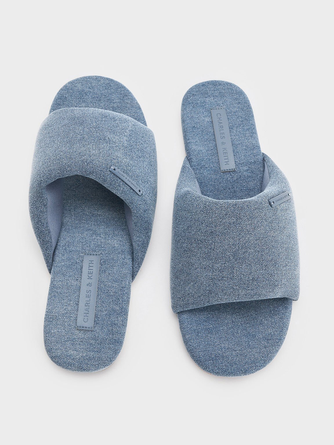 Sandales à enfiler en denim avec lanière rembourée, Bleu Denim, hi-res