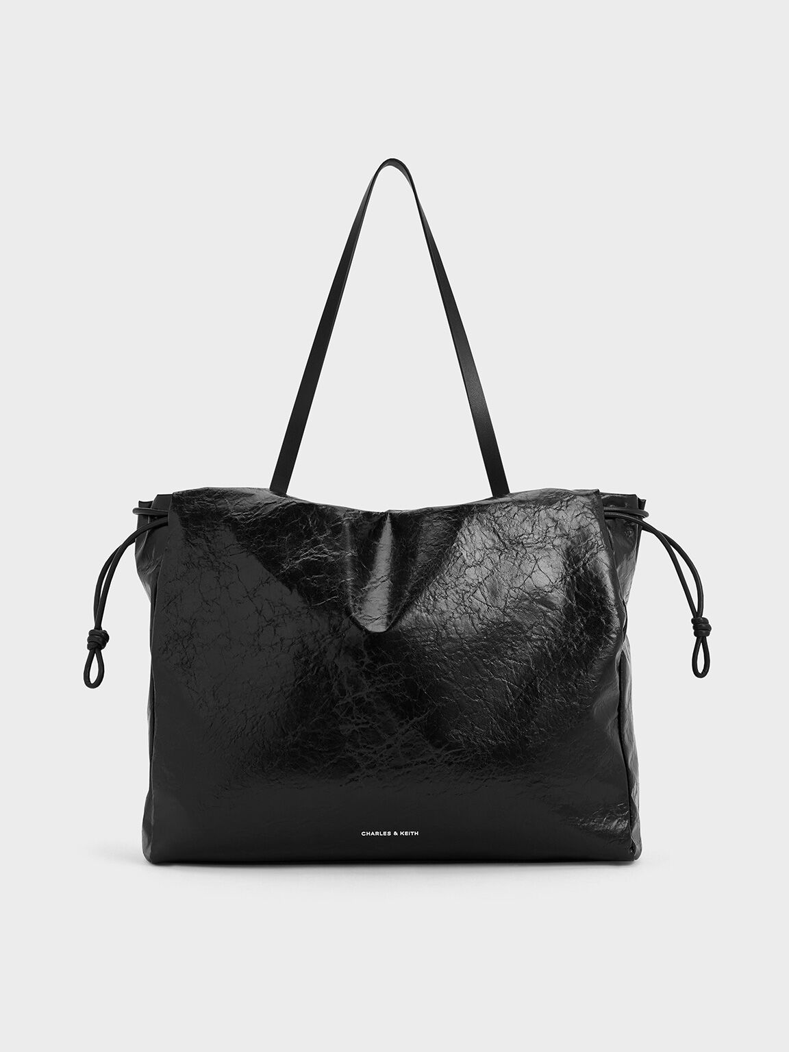 Bolso tote Bethel acabado arrugado con cierre de cordón, Negro, hi-res