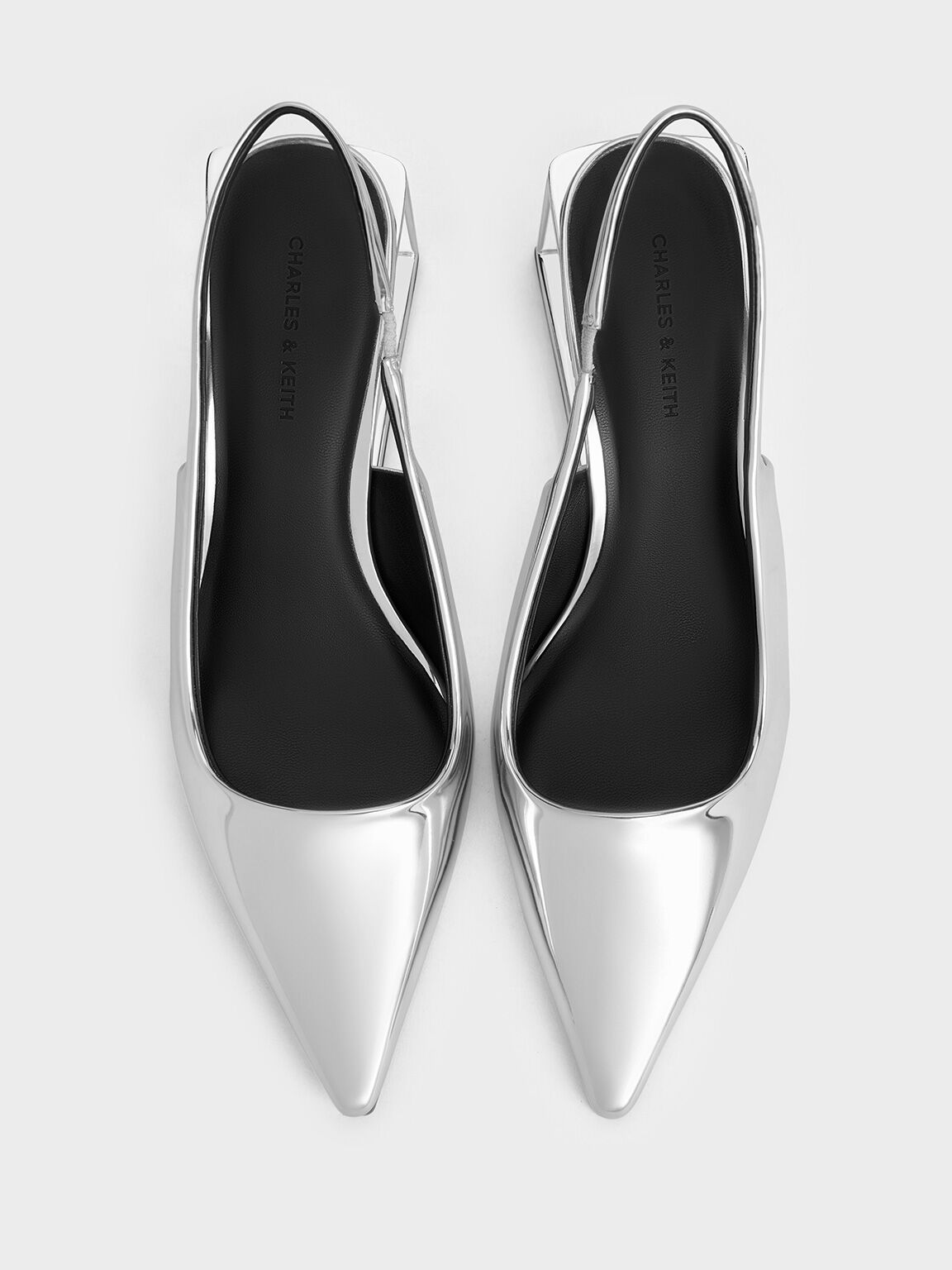 Zapatos detalonados Xeli con tacón triangular metalizado, Plateado, hi-res