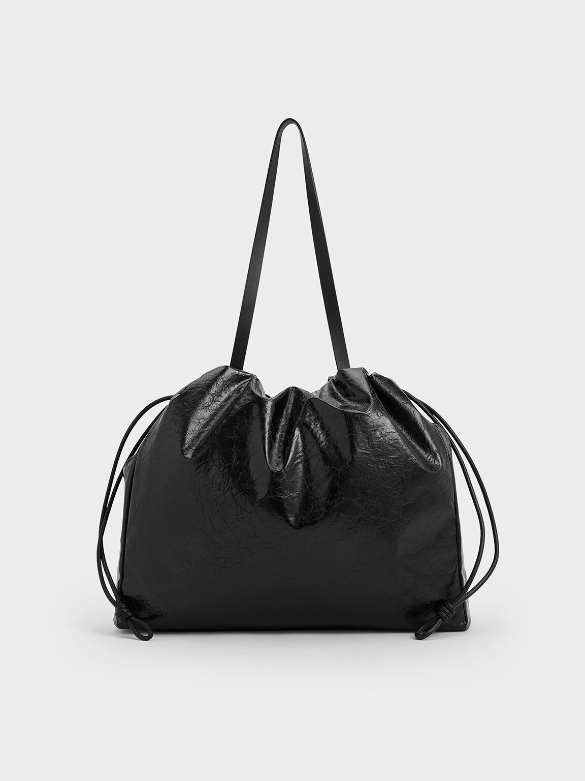 Bolso tote Bethel acabado arrugado con cierre de cordón, Negro, hi-res