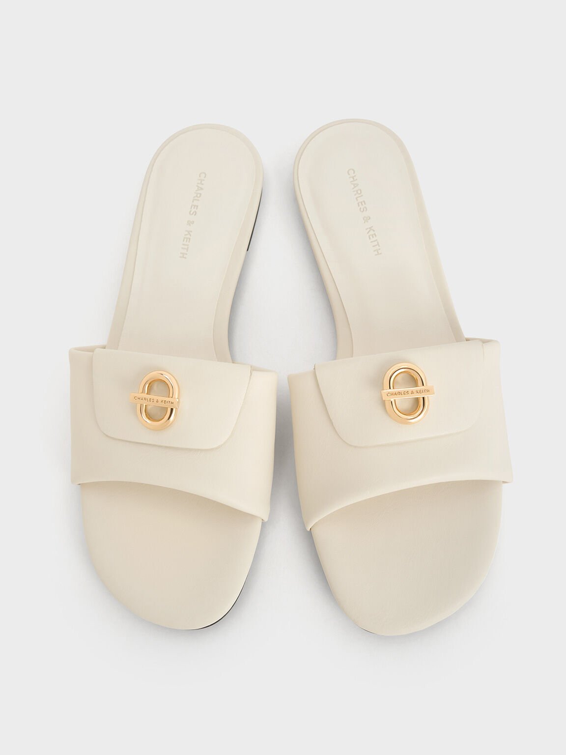 Sandalias slip-on con acento metálico, Blanco tiza, hi-res