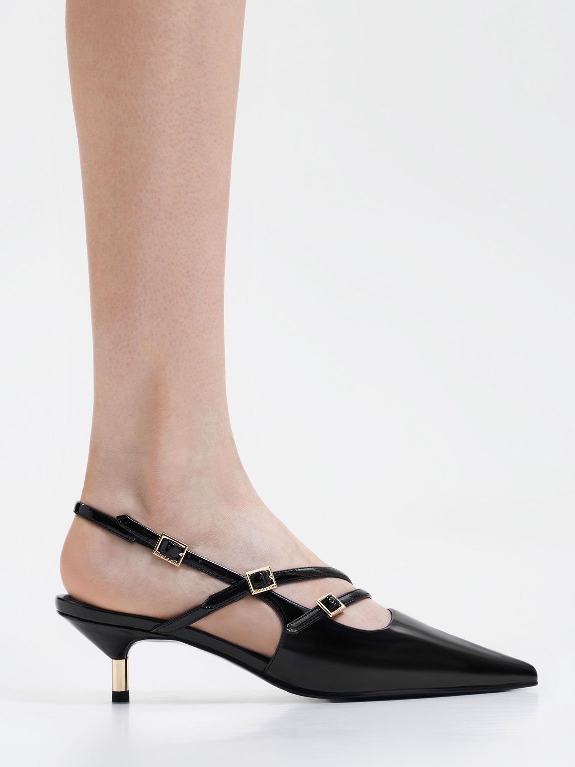 Zapatos destalonados de charol con tacón bajo y hebilla, Charol negro, hi-res