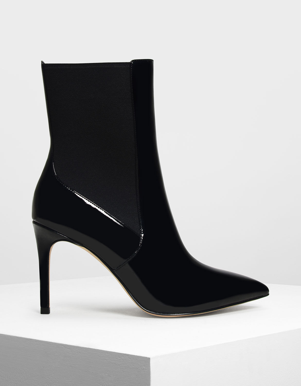 Black Pointed Toe Chelsea Boots 