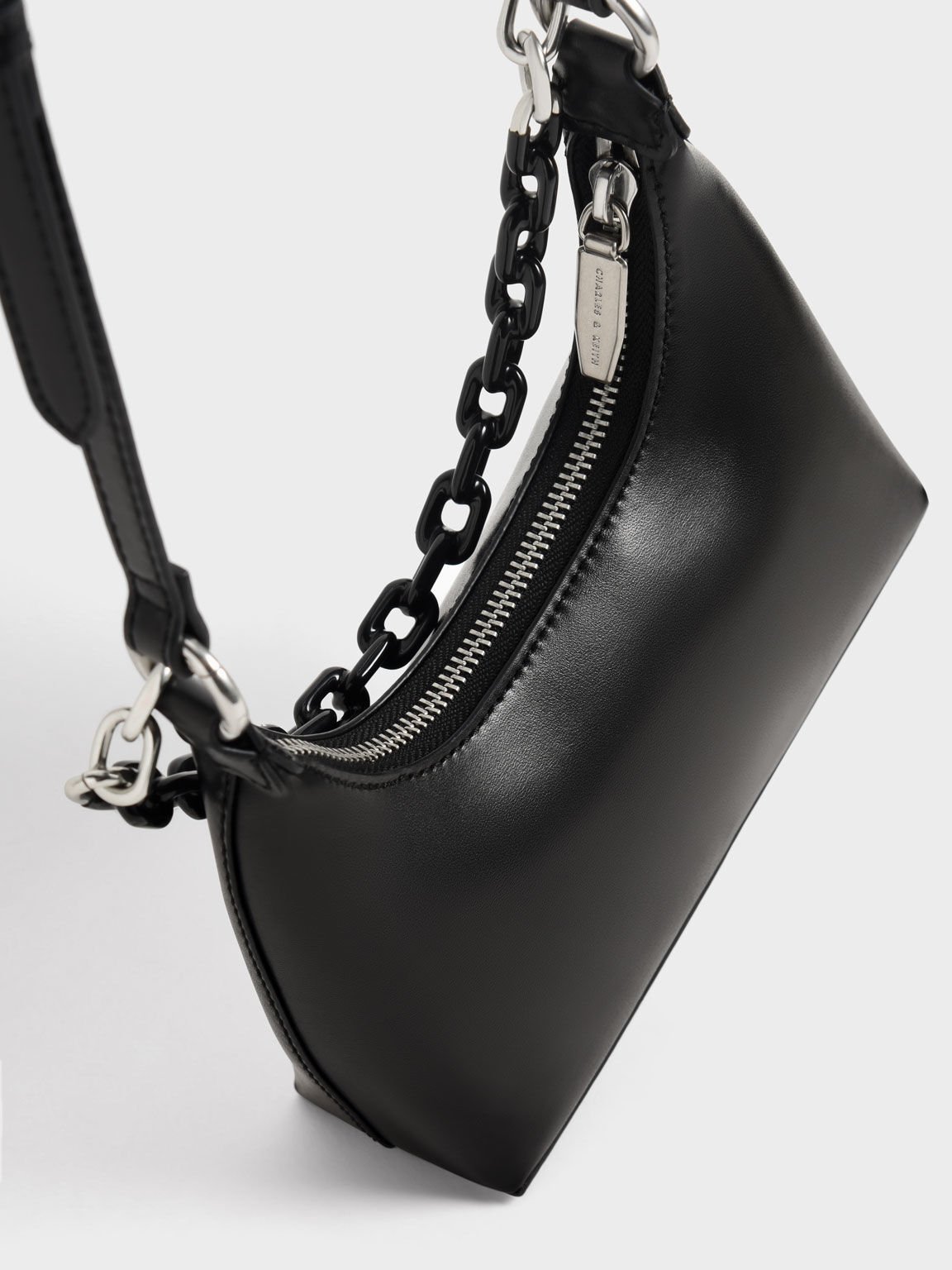 Women's Shoulder Bags | Exclusive Styles - CHARLES & KEITH NL