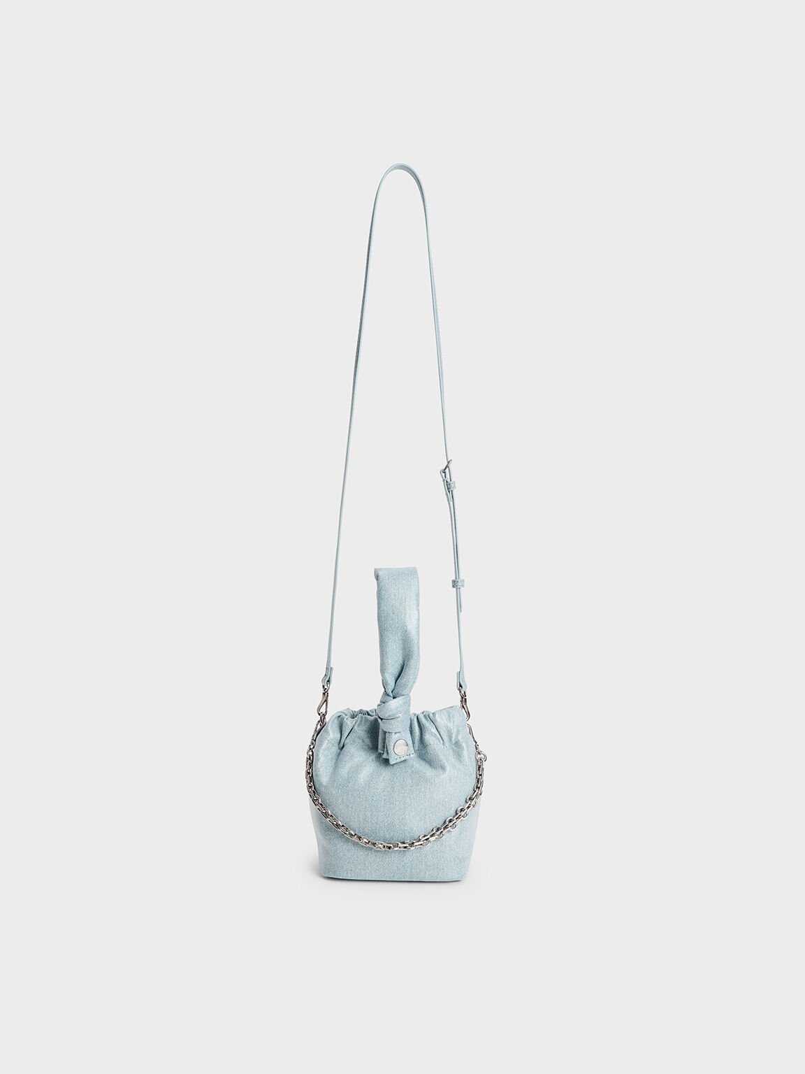 Bolso dumpling Caia de denim con nudos, Azul mezclilla, hi-res