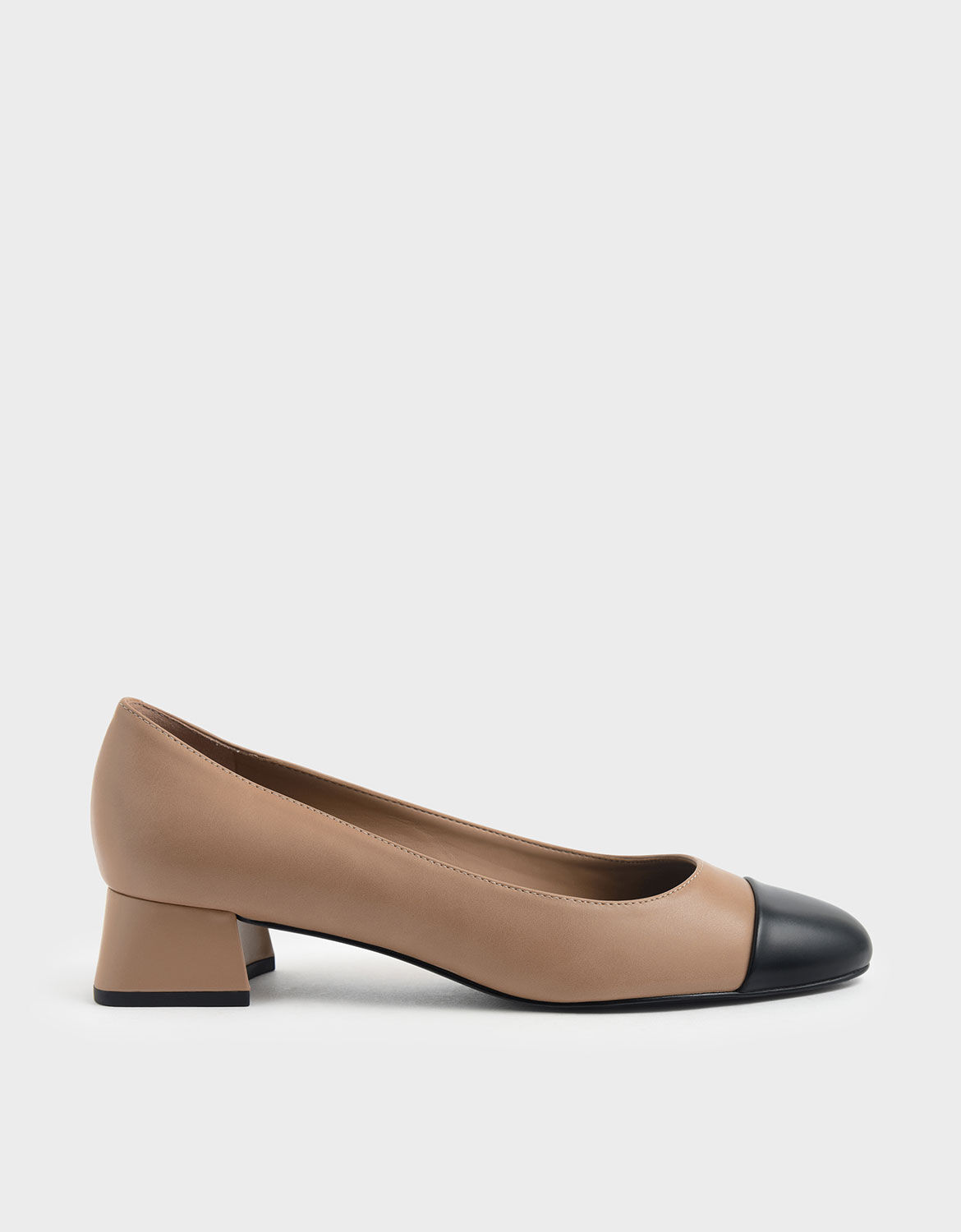 Nude Two-Tone Round Toe Curved Block 
