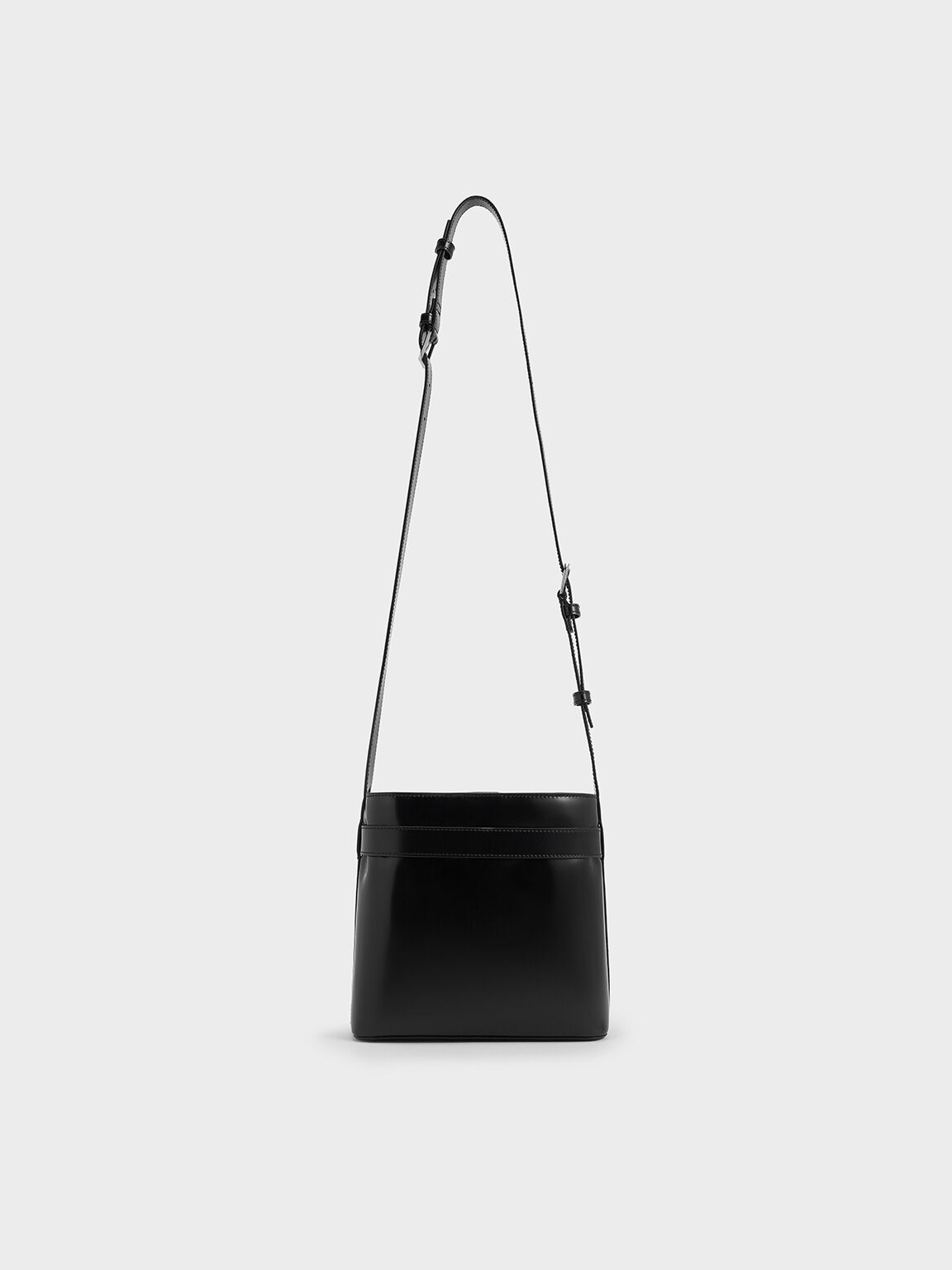 Bolso bombonera Gabine de cuero con tira tipo cinturón, Noir, hi-res