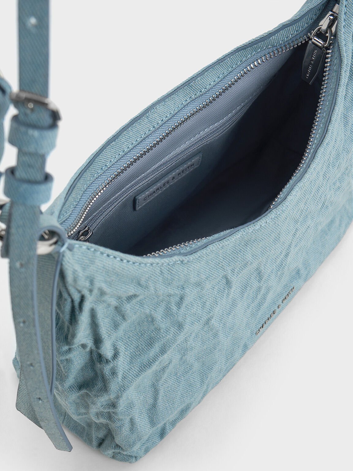 Sac hobo en denim Lark, Bleu Denim, hi-res