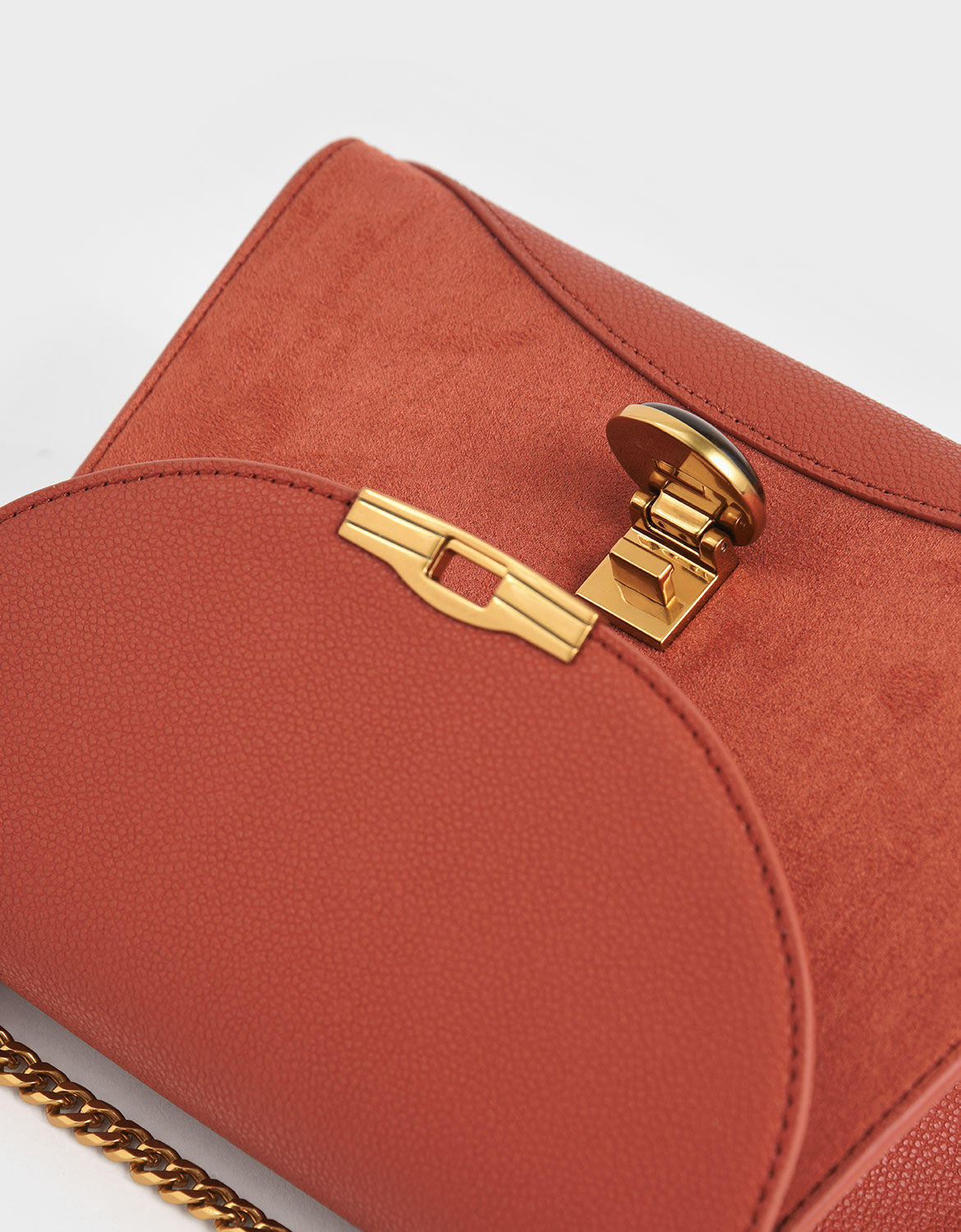 Shop Women's Shoulder Bags Online | CHARLES & KEITH EU