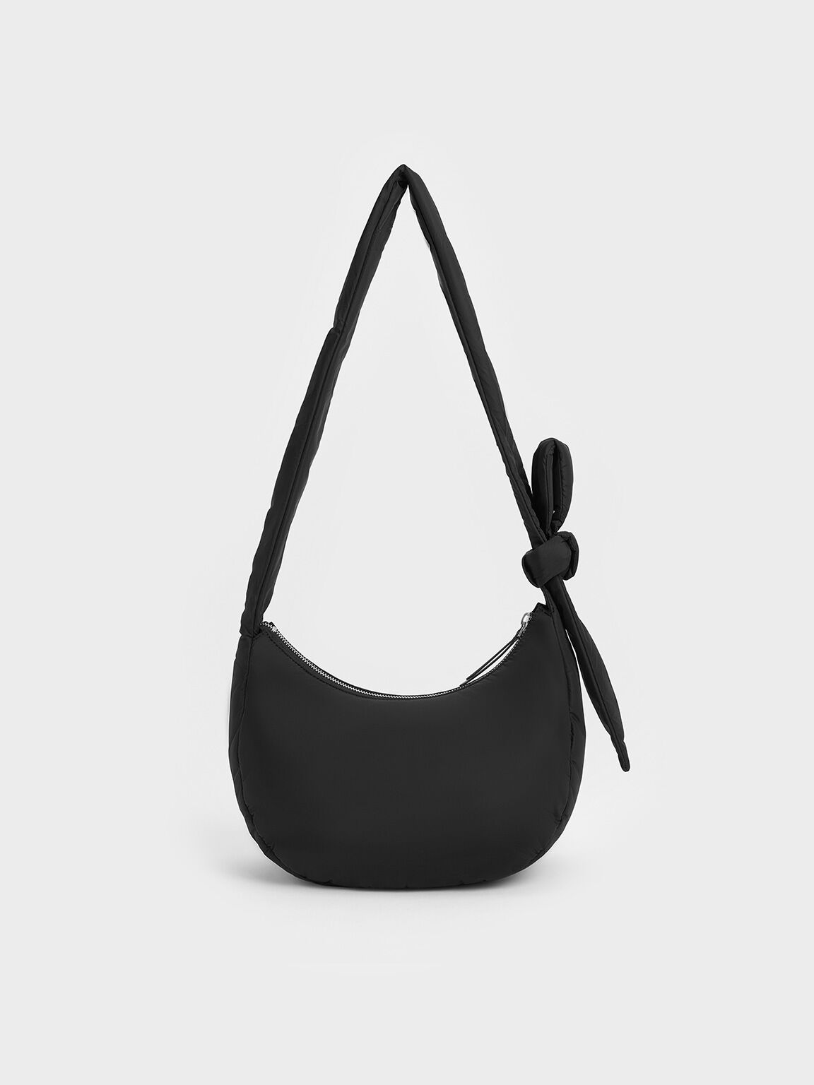 Bolso hobo Delilah de Nylon con detalles anudados, Noir, hi-res