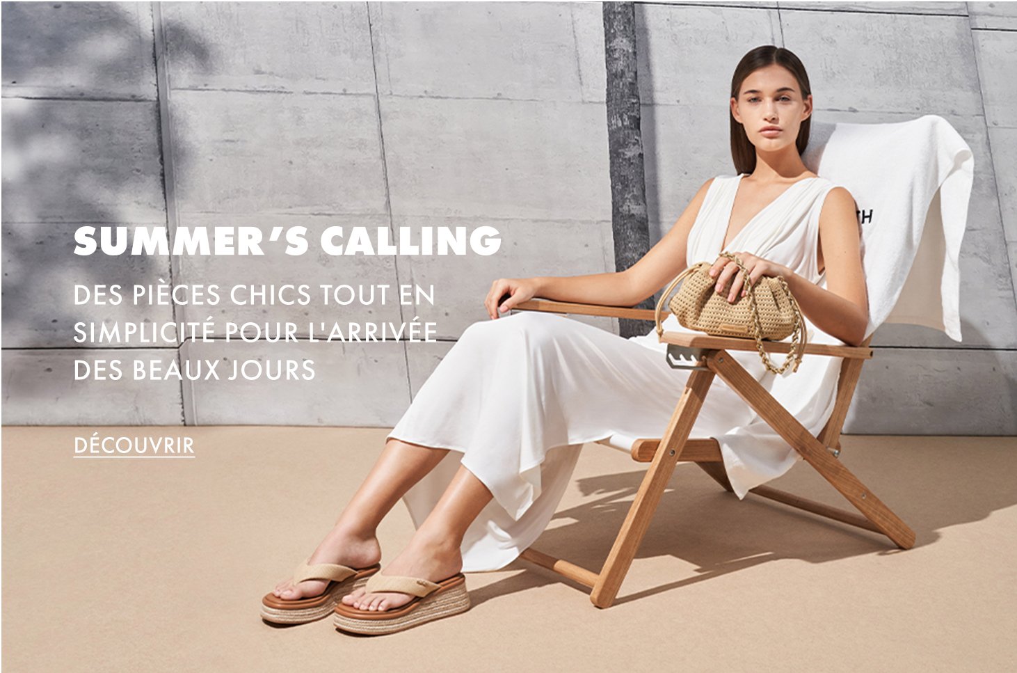 Sandales espadrille tissées sable et pochette à chaîne Ida beige pour femme - CHARLES & KEITH