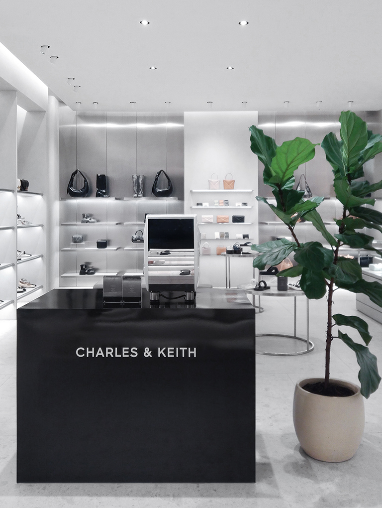 CHARLES & KEITH black bar counter – CHARLES & KEITH