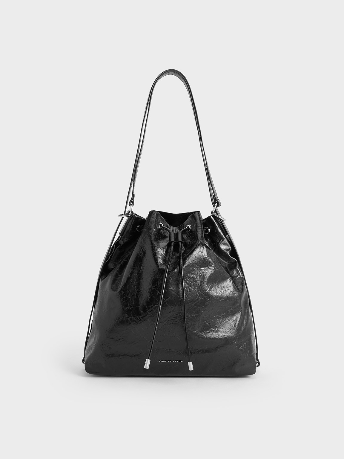 Noir Neva Two-Way Bucket Bag | CHARLES & KEITH